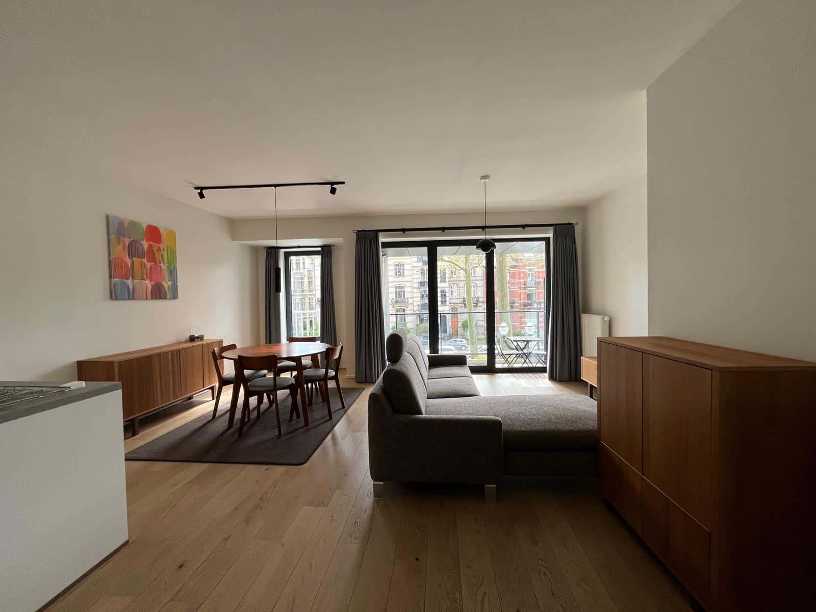 Furnished 2 bedroom apartment in modern building