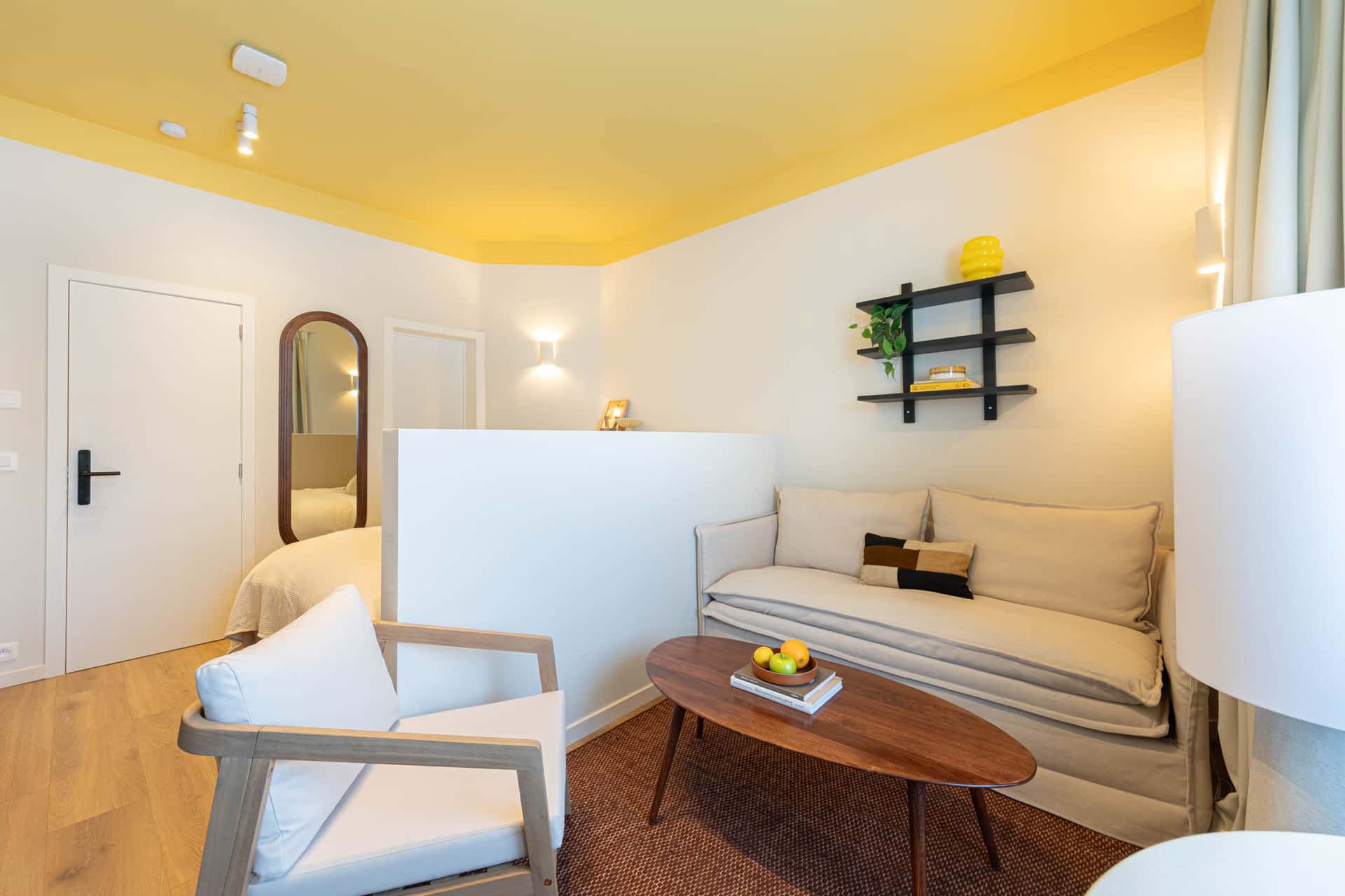 Modern, fully furnished studio apartment in La Chasse (min. 3months)