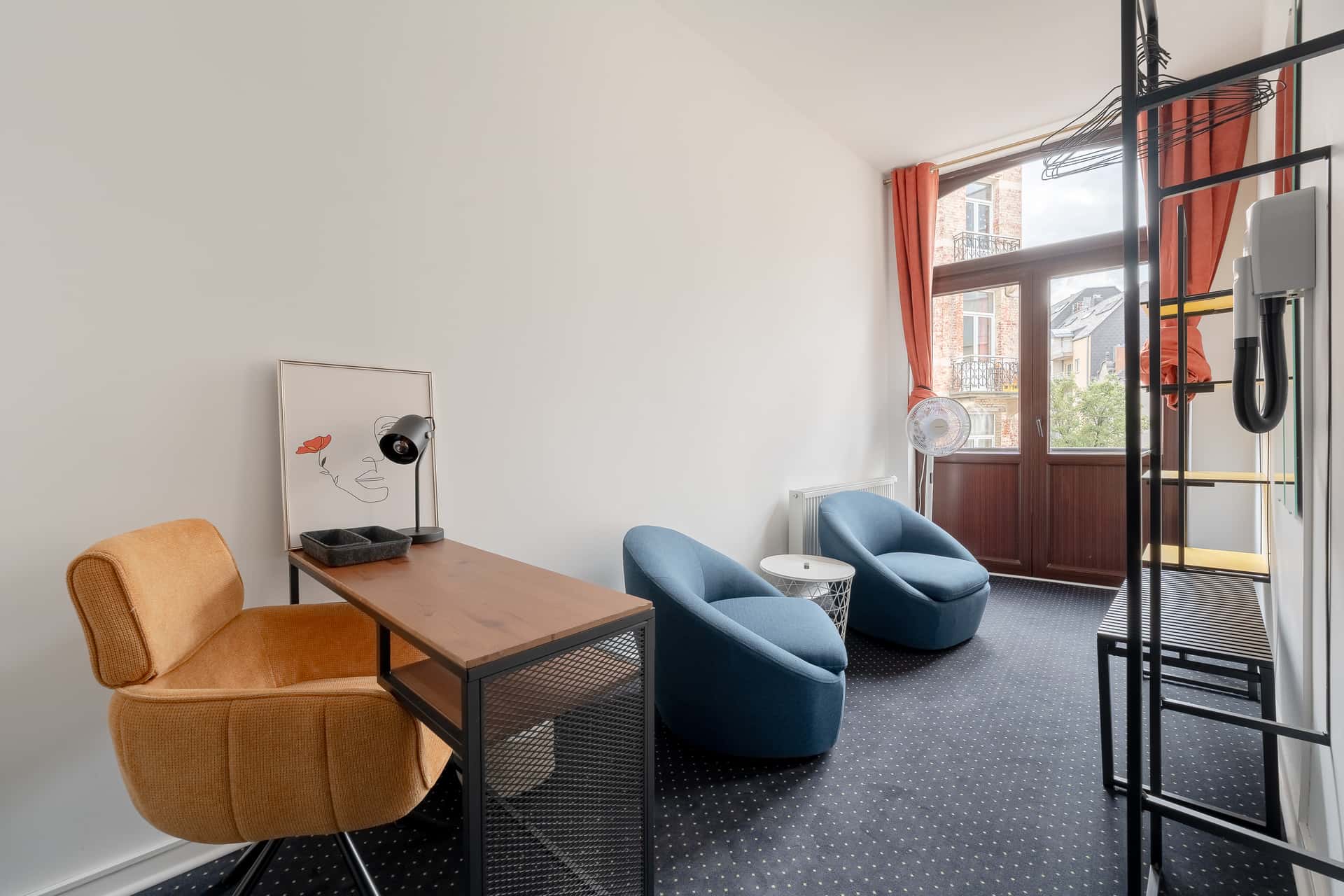 Private room - Fully furnished and equipped