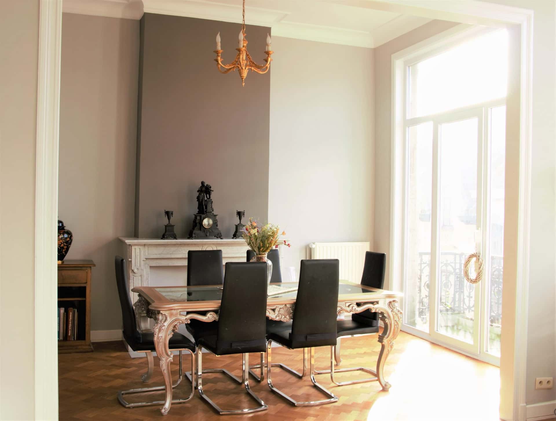 Fabulous furnished large 2 bedrooms apartment, in the popular area Plasky / Chasseur Ardennais